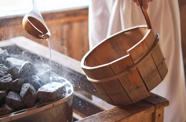 CO DAJE SPORTOWCOM SAUNA?