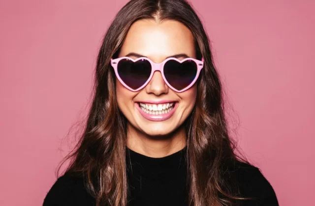 Pokoleniowe różnice w postrzeganiu znaczenia pracy. Jak motywować i zarządzać pracownikami z pokolenia X, Y i Z?