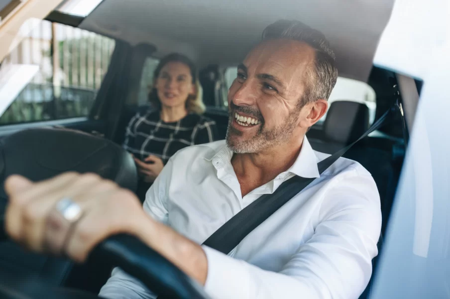 Networking w firmie – jak rozwijać kontakty, by wspierać rozwój pracowników i biznesu?