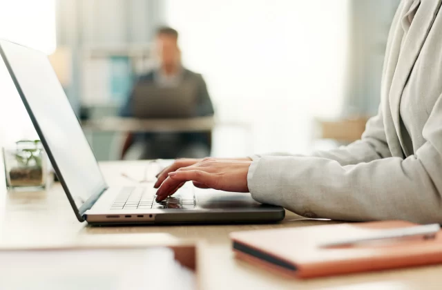 Zasada Parkinsona w pracy – na czym polega i jak ją pokonać?