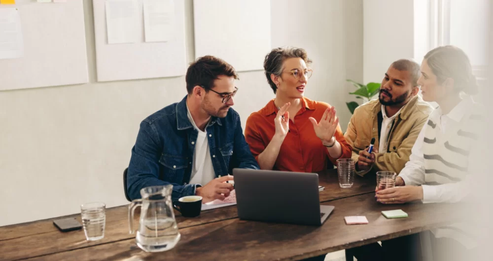 Style zarządzania, które zwiększają wydajność i motywację zespołu