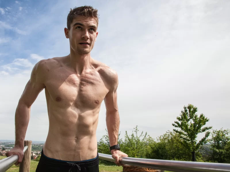 NA CZYM POLEGA TRENING KALISTENICZNY?