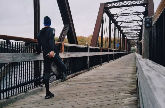 ILE ROBIĆ PRZERWY MIĘDZY TRENINGAMI, BY NIE NARAŻAĆ SIĘ NA KONTUZJĘ I ZATRZYMANIE PROGRESU?