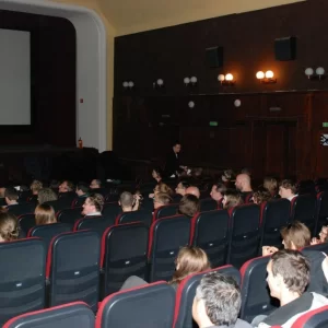 Kino-Teatr Tomi